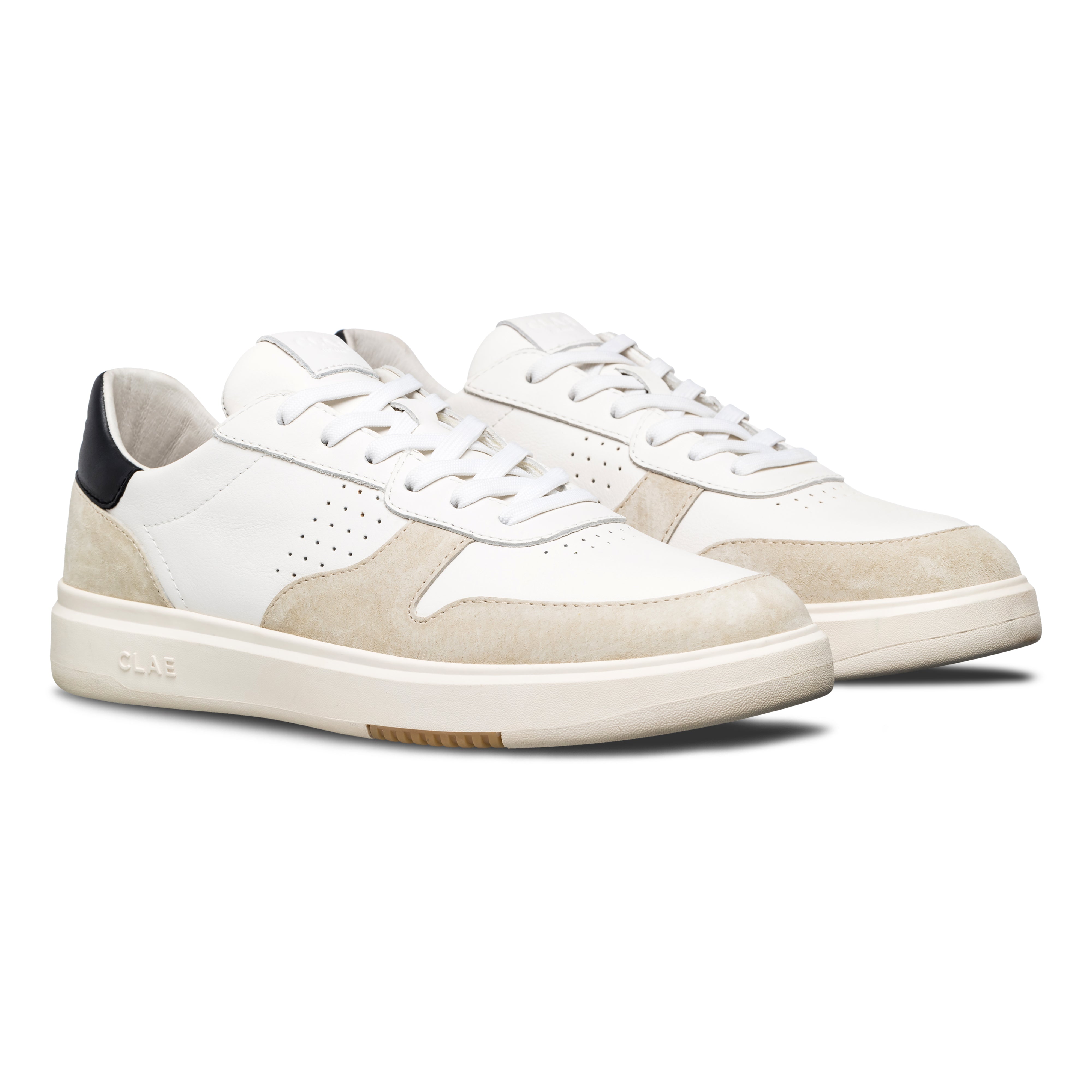 Moses sneaker in White Wood Ash Black with All Court (AC) outsole made of 30% natural rubber, sole view.